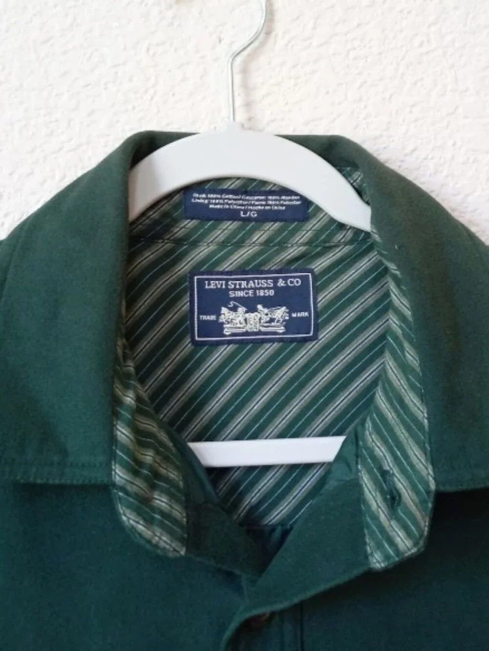 Levi's vintage 1990s thick cotton shirt jacket in deep green